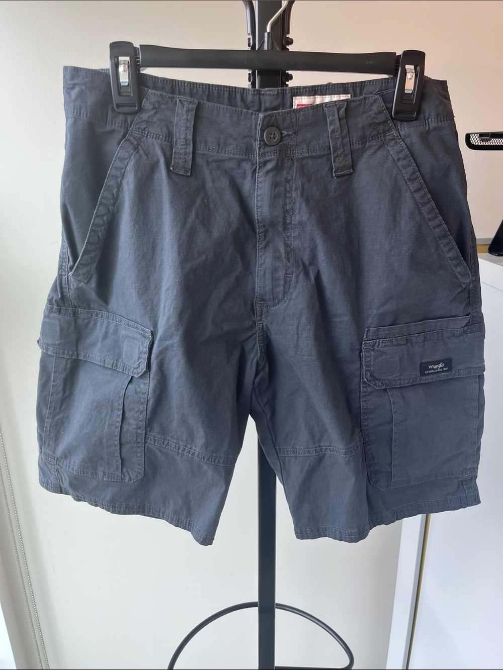 Wrangler Men’s Charcoal Cargo Shorts